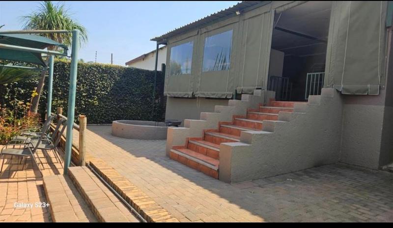 3 Bedroom Property for Sale in Mountain View Eastern Cape